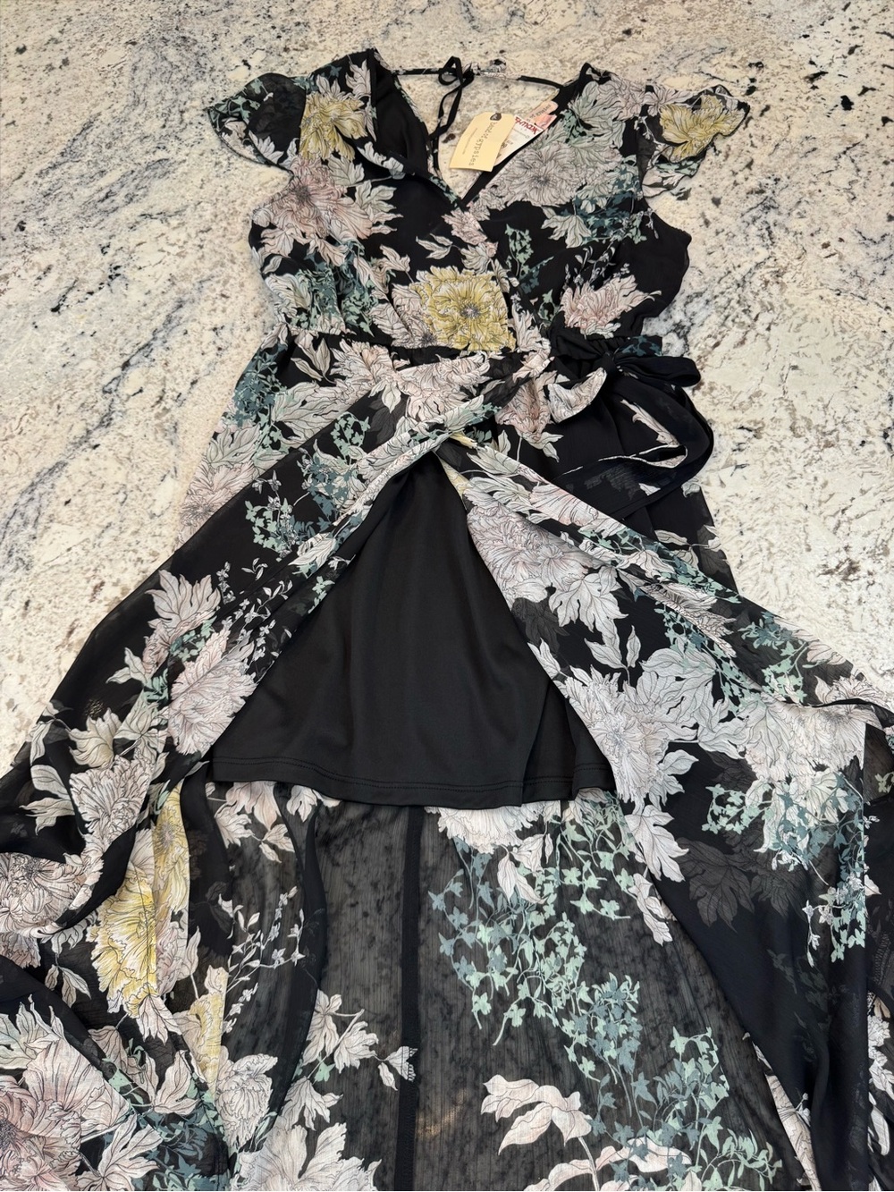 NWT Band of Gypsies Black Floral Wrap Maxi Dress Size Large Boho Hi-Low - Picture 9 of 11